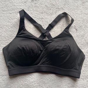 Victoria's Secret Sport Lightweight Wire Free Sport Bra